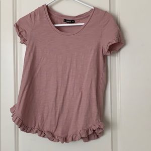 short sleeve shirt w ruffles